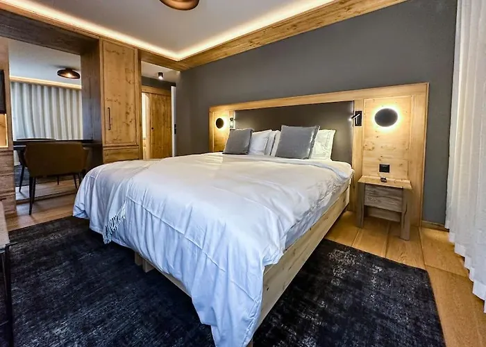 Chic Alpine Elegance: Designer Retreat In