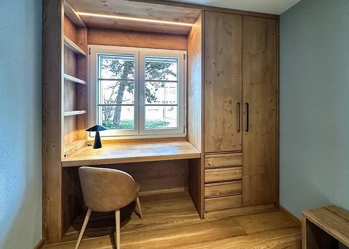 Appartamento Chic Alpine Elegance: Designer Retreat In